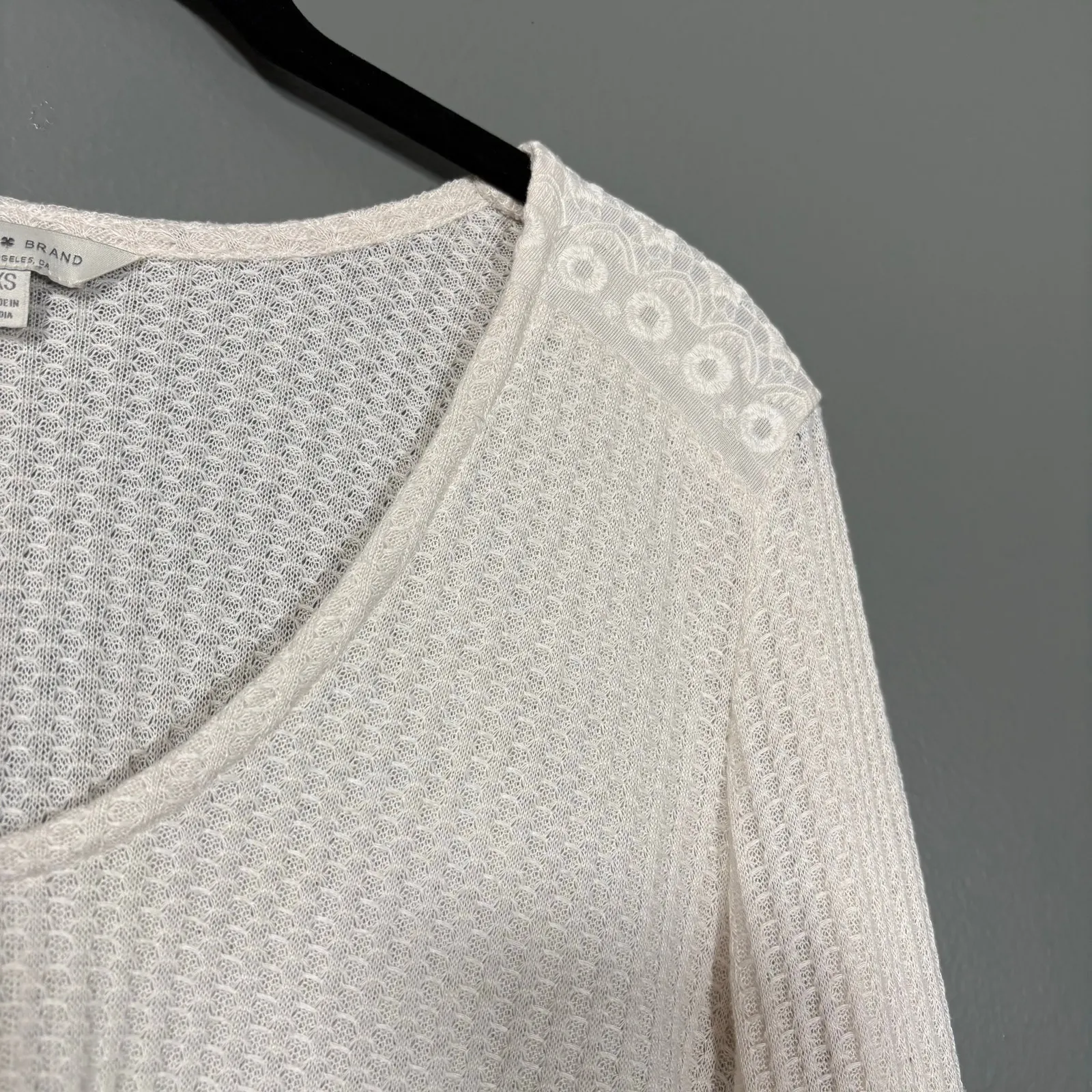 Lucky Brand Women's Ivory Lace Trim Boho Romantic Knit Top - Size XS - Coquette - Image 2