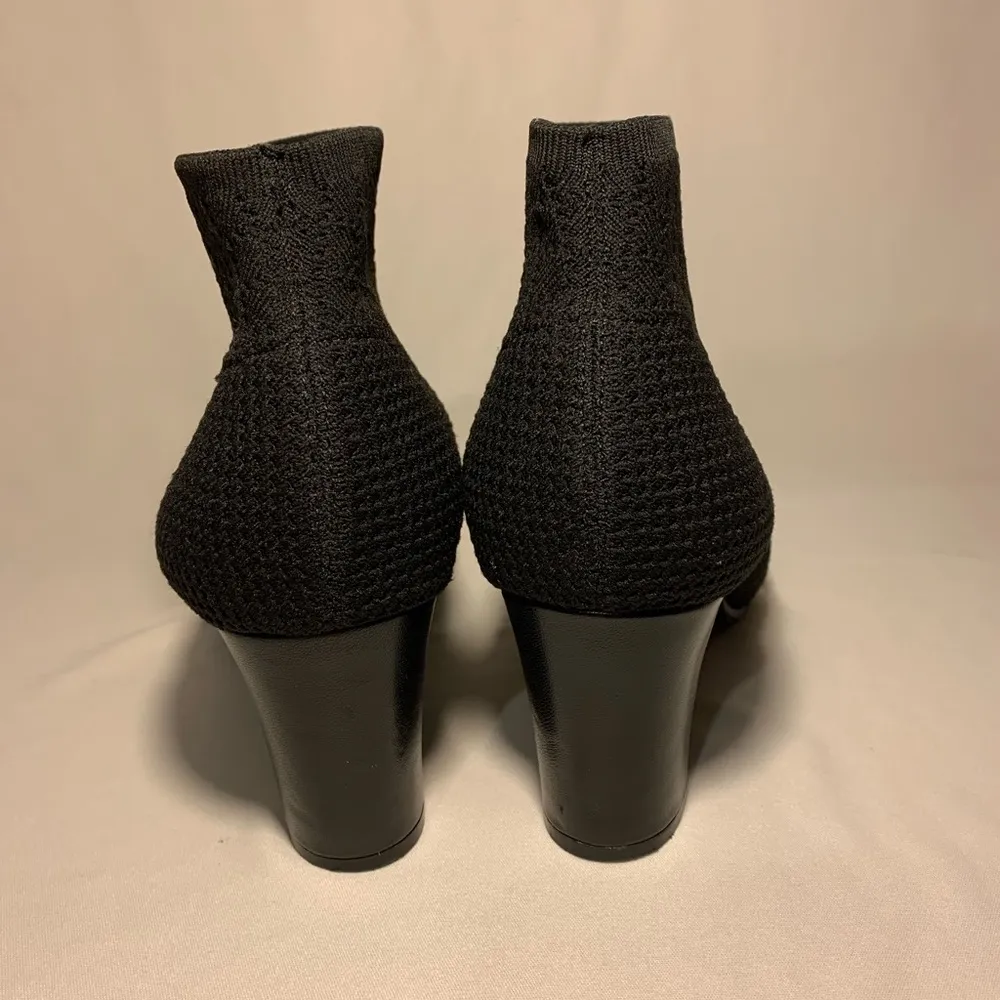 Life Stride  Black Ankle Sock Booties sz 9 - Image 5
