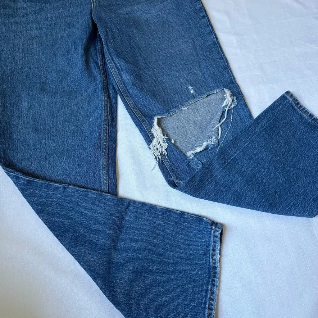 Abercrombie the 90s straight ultra high rise Jean curve love size 26/2 short - Image 2