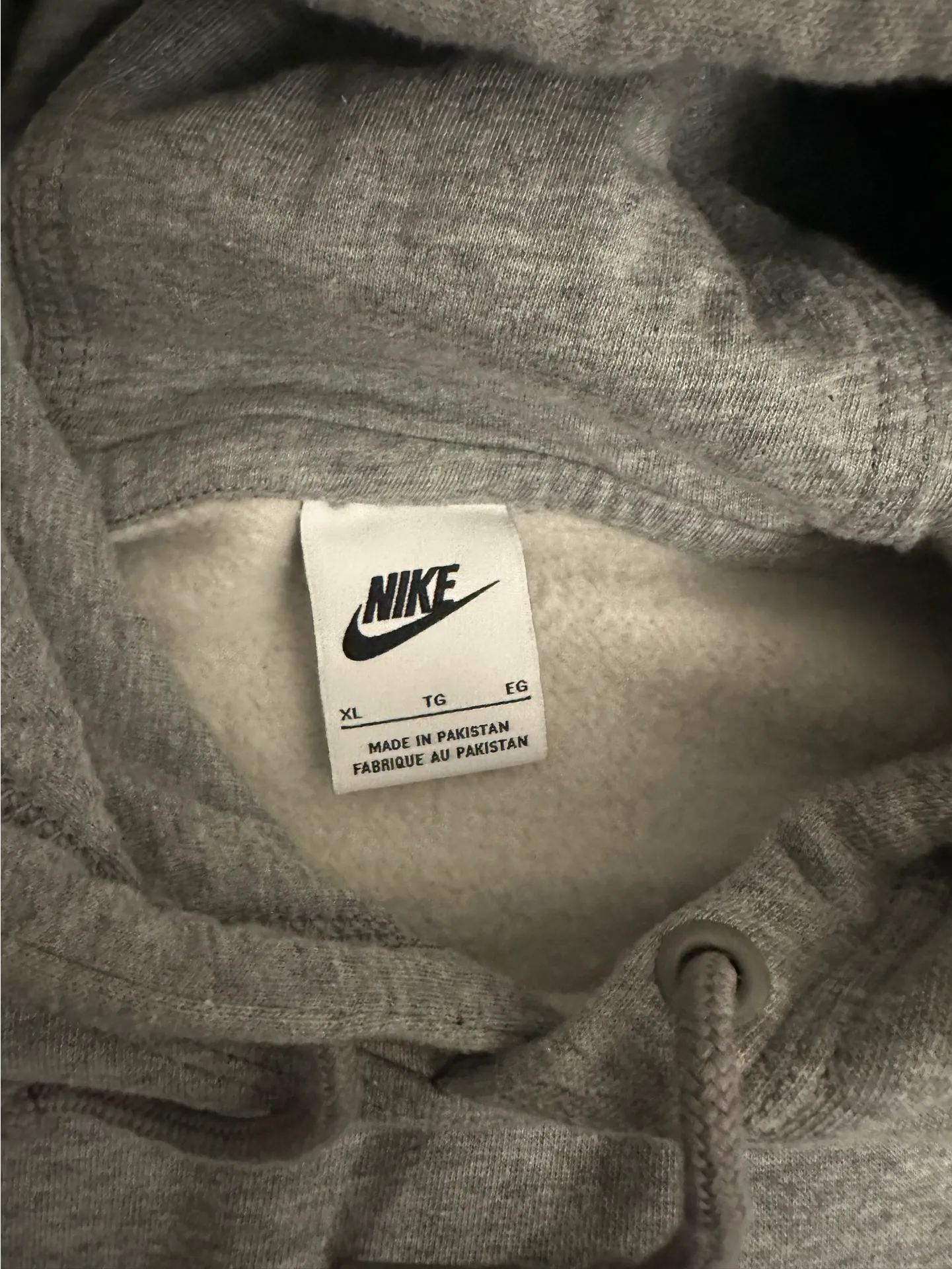 Nike Hoodie Sweatshirt - Image 3