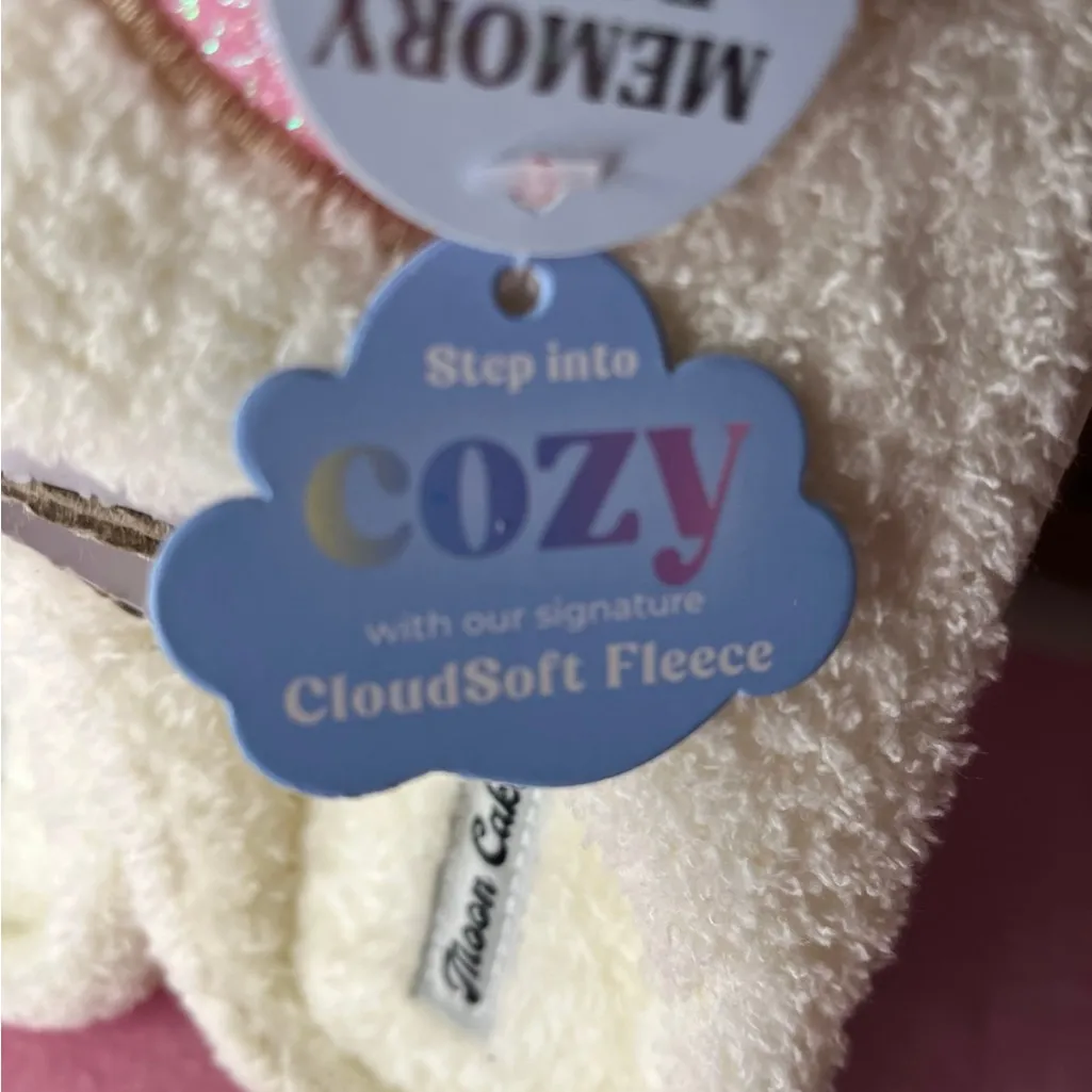 Pink Bow Slippers Size undefined - Image 5