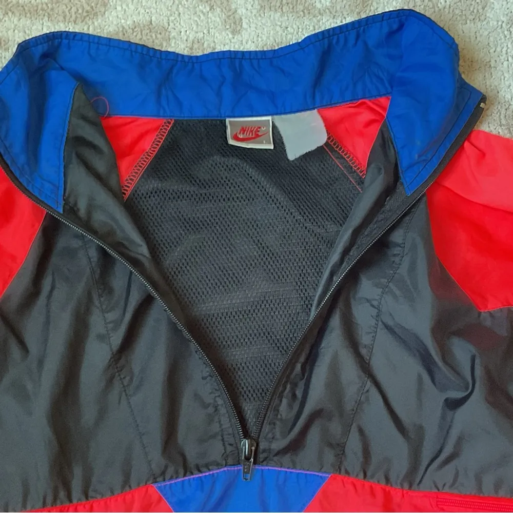 Nike vintage windbreaker jacket size Large - Image 2