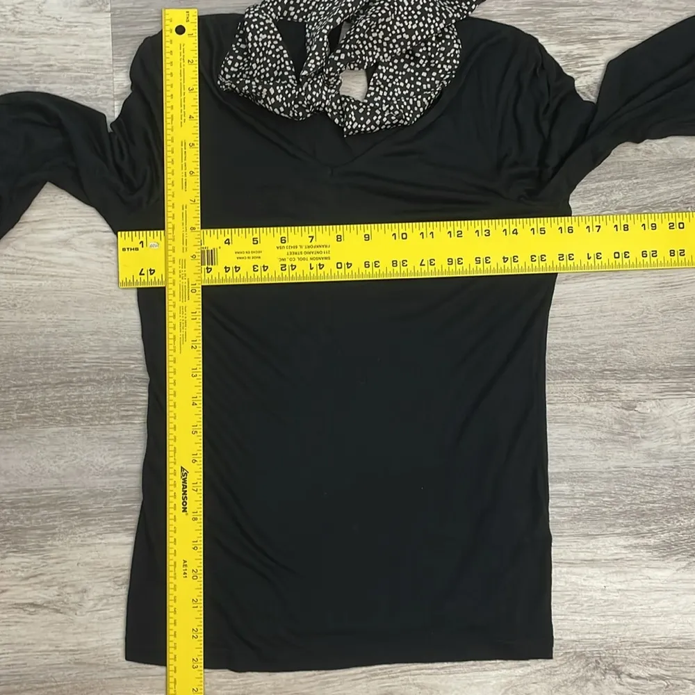 Black 3/4 Sleeve Blouse with Mock Scarf Keyhole Back Size XS - Image 12