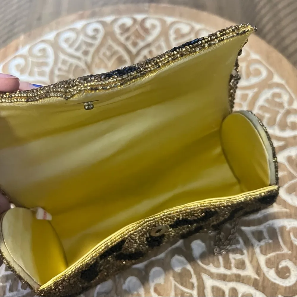 Vintage beaded leopard round bag - Image 3