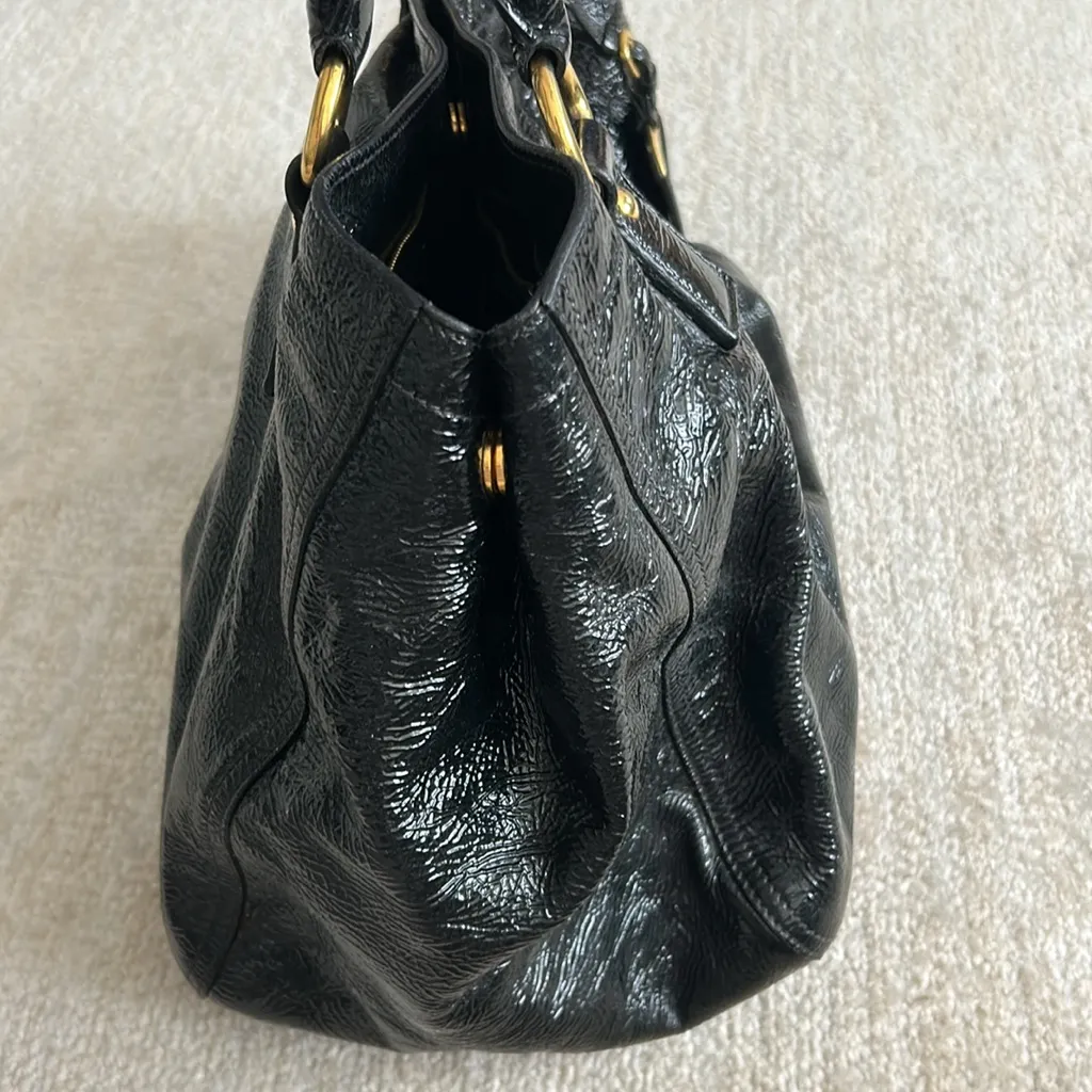 Prada authentic  naplak black wrinkled leather tote - Image 4