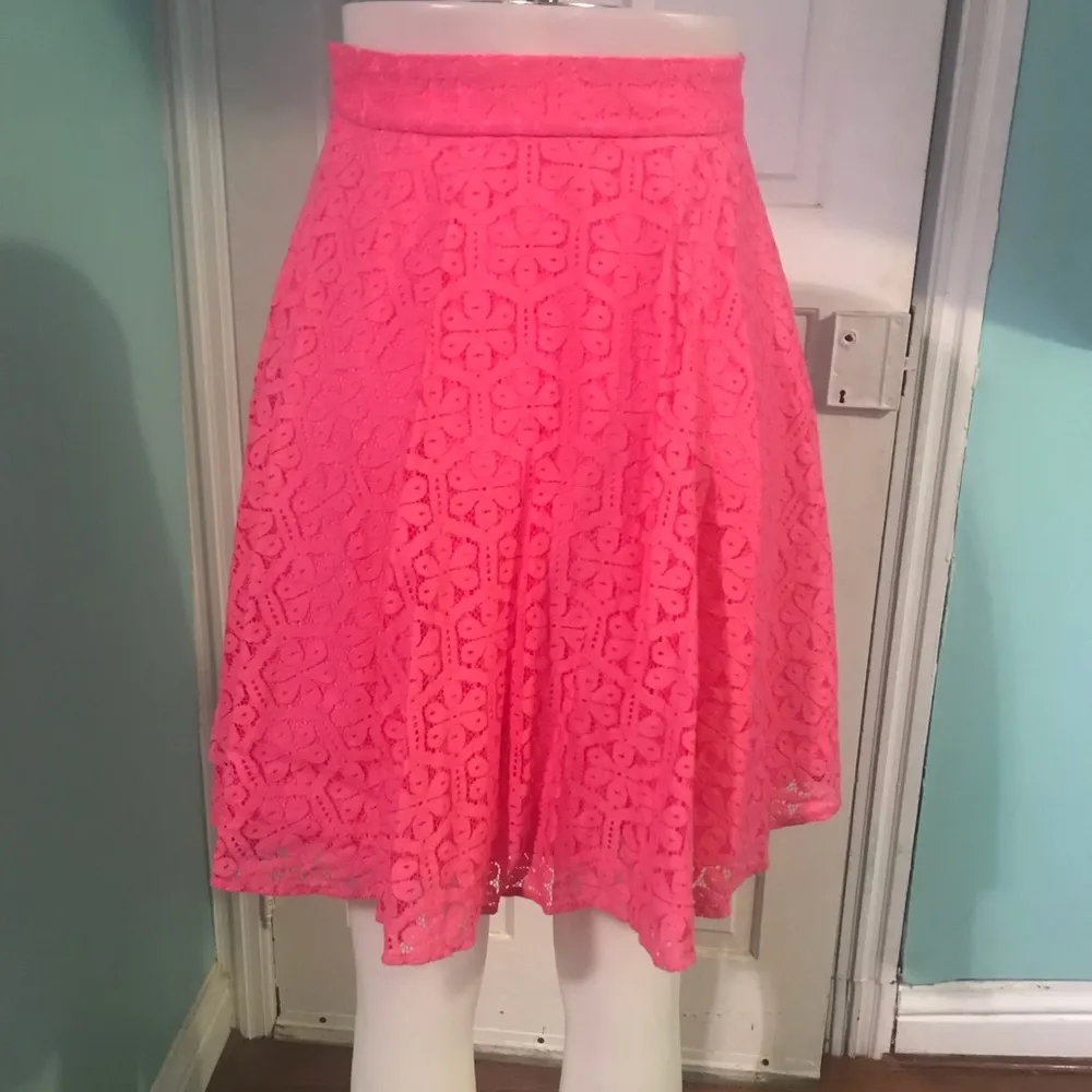 Lilly Pulitzer Pink Lace Skirt Sz0 - Image 3
