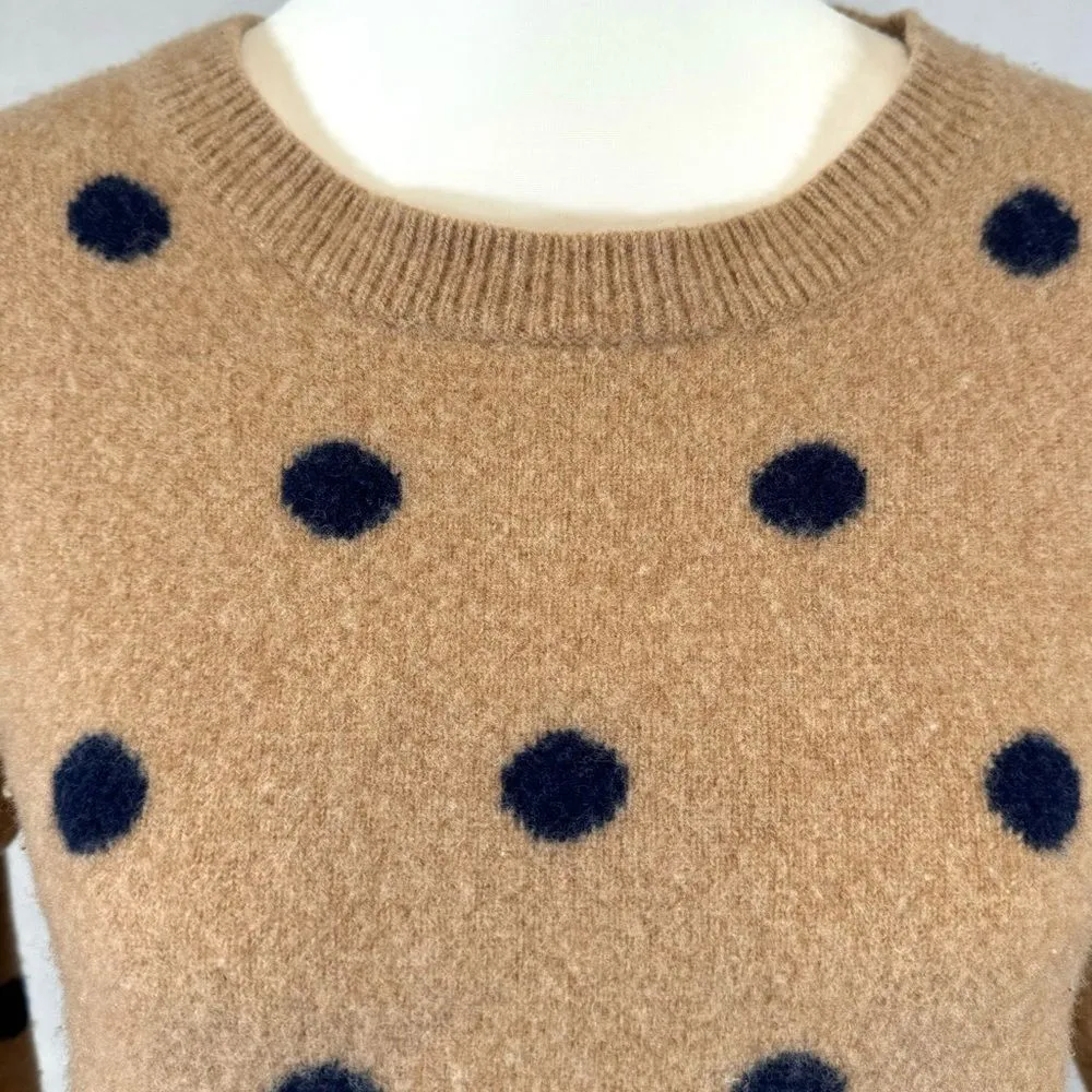 100% merino wool mocha tan and ivory crewneck sweater size medium - Image 5