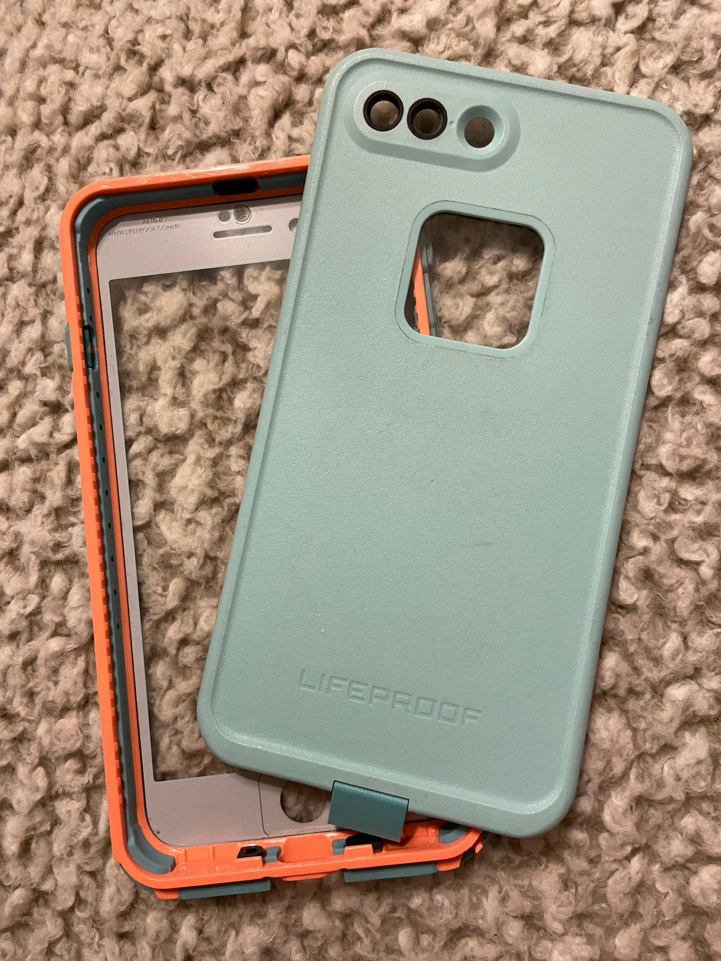 IPhone 8 Plus Life Proof Case Green - Image 2