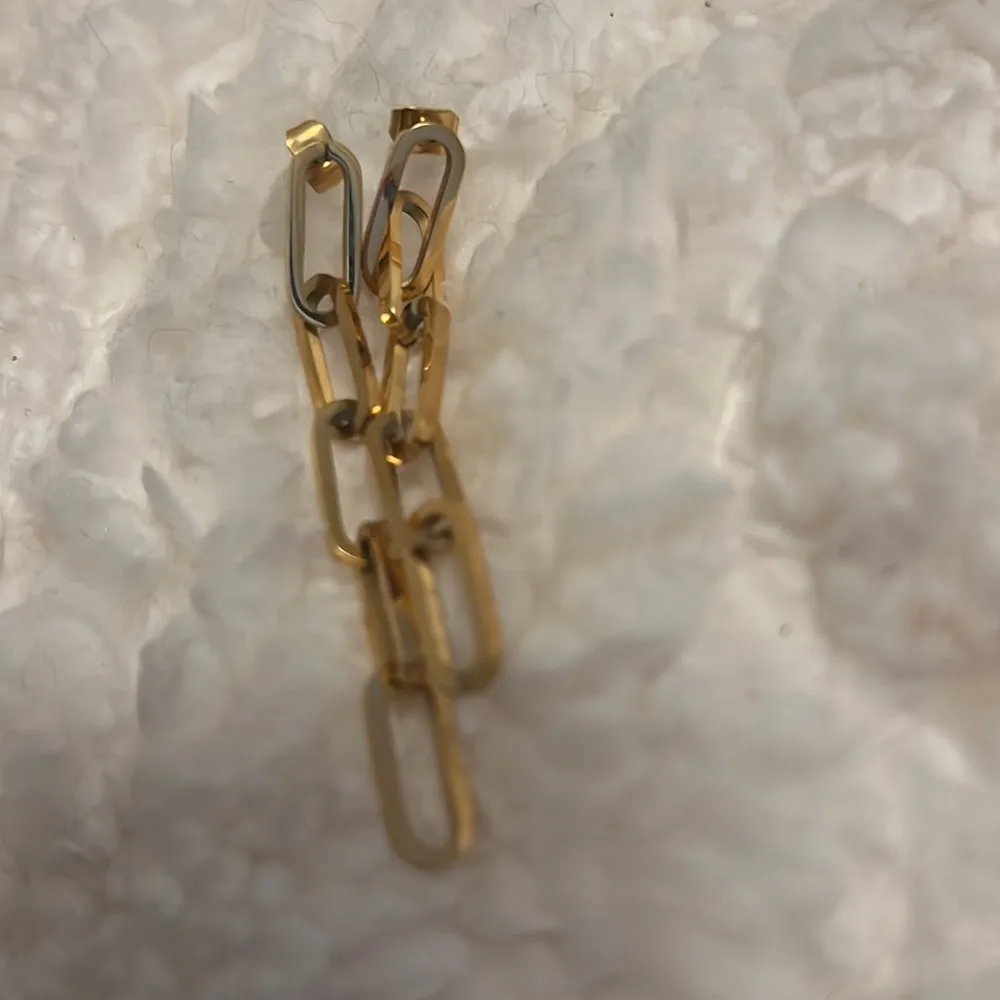 Chain Link Earrings - Image 2