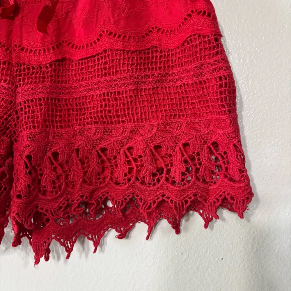 No Boundaries Boho Red Lined Crochet Summer Shorts Size XS - Image 2