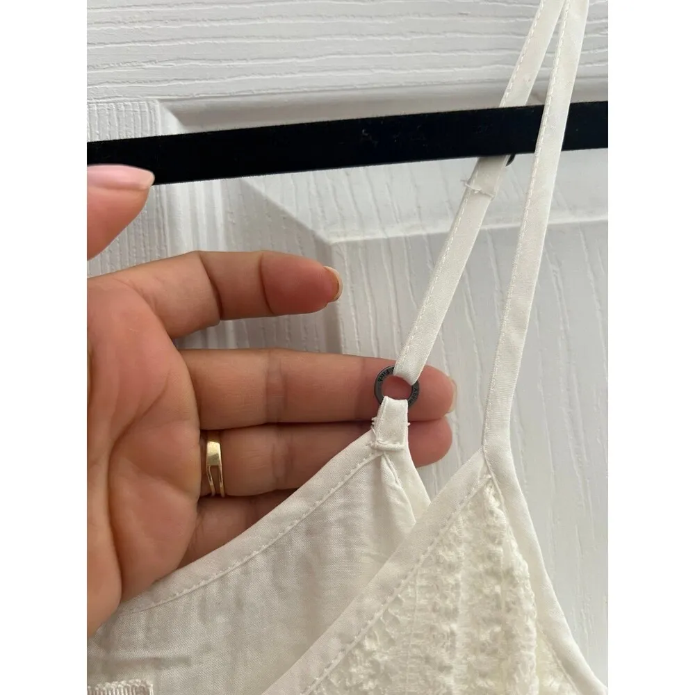 Abercrombie & Fitch NWT white eyelet lace shorts romper XS - Image 4