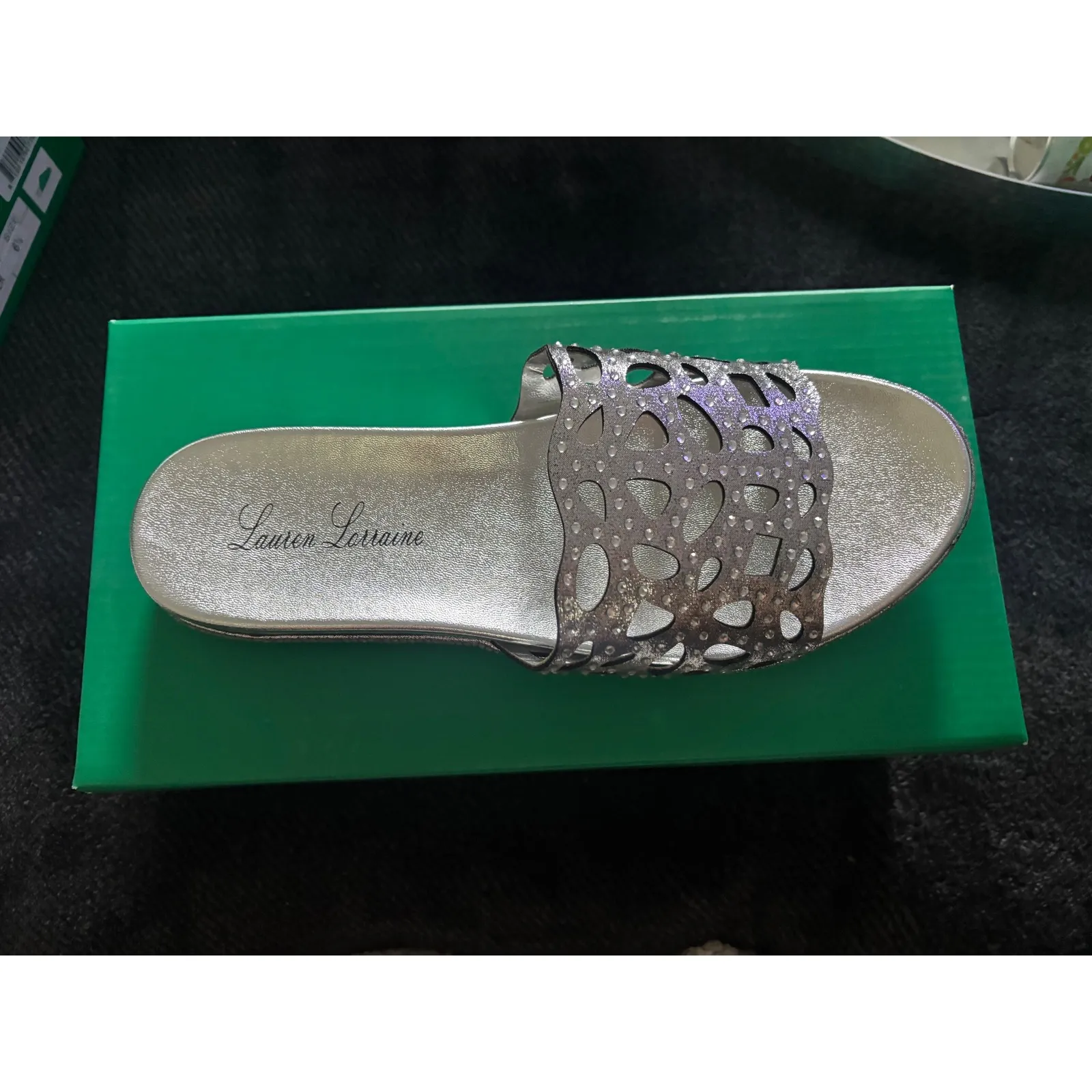 Lauren Lorraine, silver sandals, delicate beaded front. Size 9 NEW WITH TAGS - Image 2