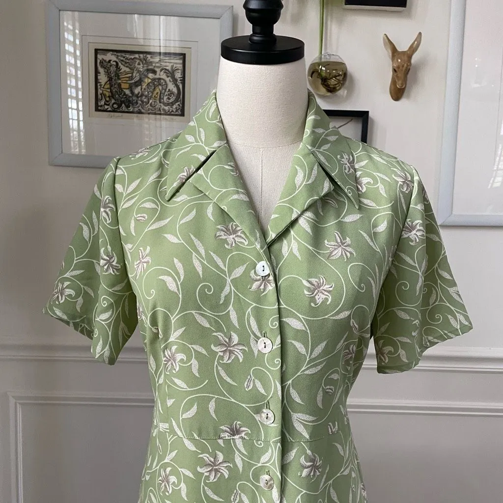Vintage 90s Jaclyn Smith, Prairie Shirt Dress Sage Green Tie Back Button Front 1 Size M - Image 3