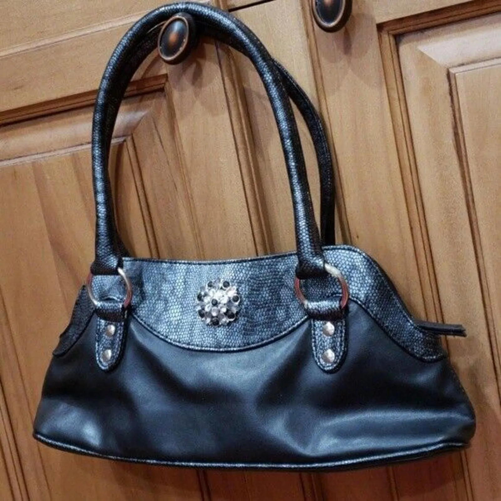 Black Flower Detail Bag - Image 2