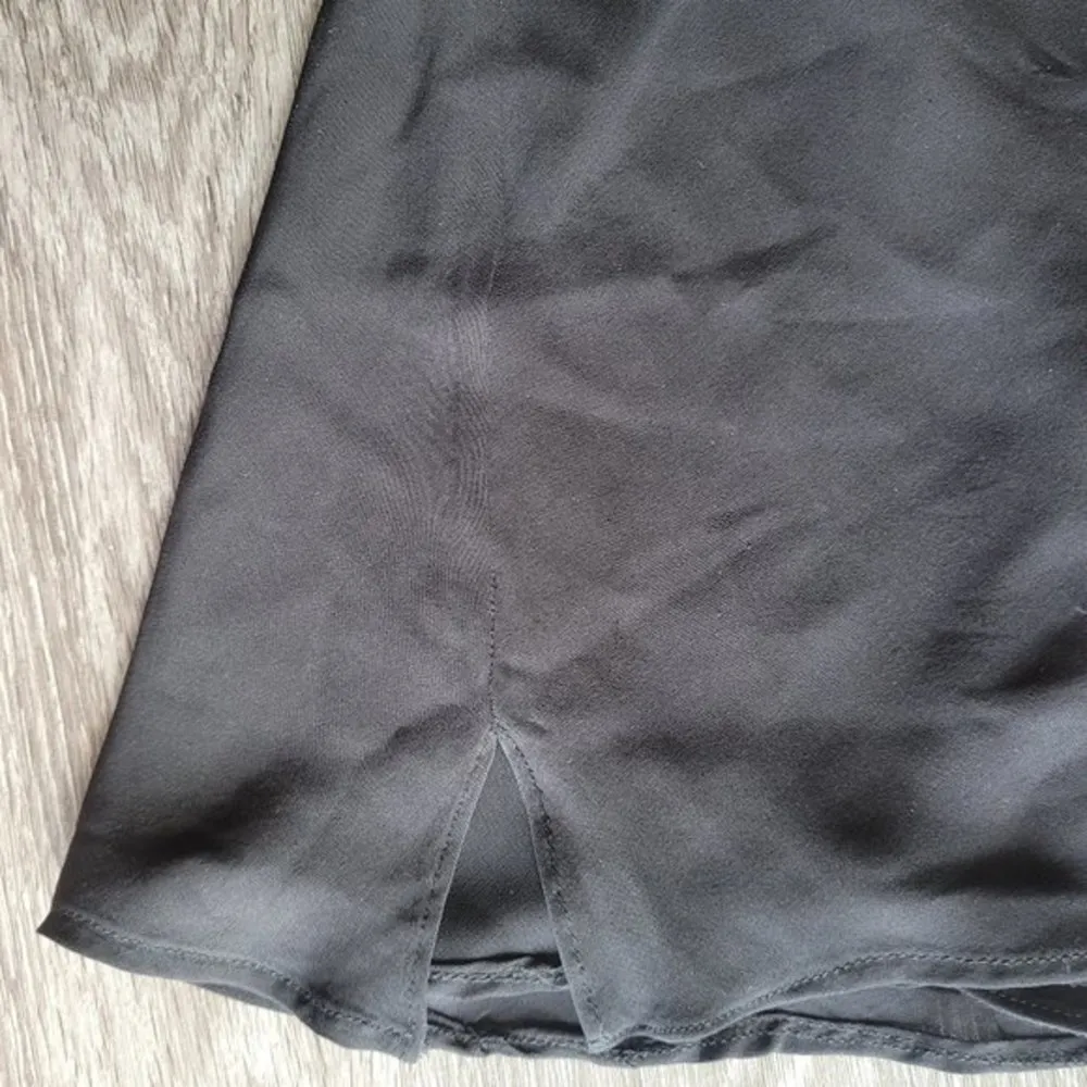 Theory black fit an flare black sleeveless short mini dress size Small - Image 4