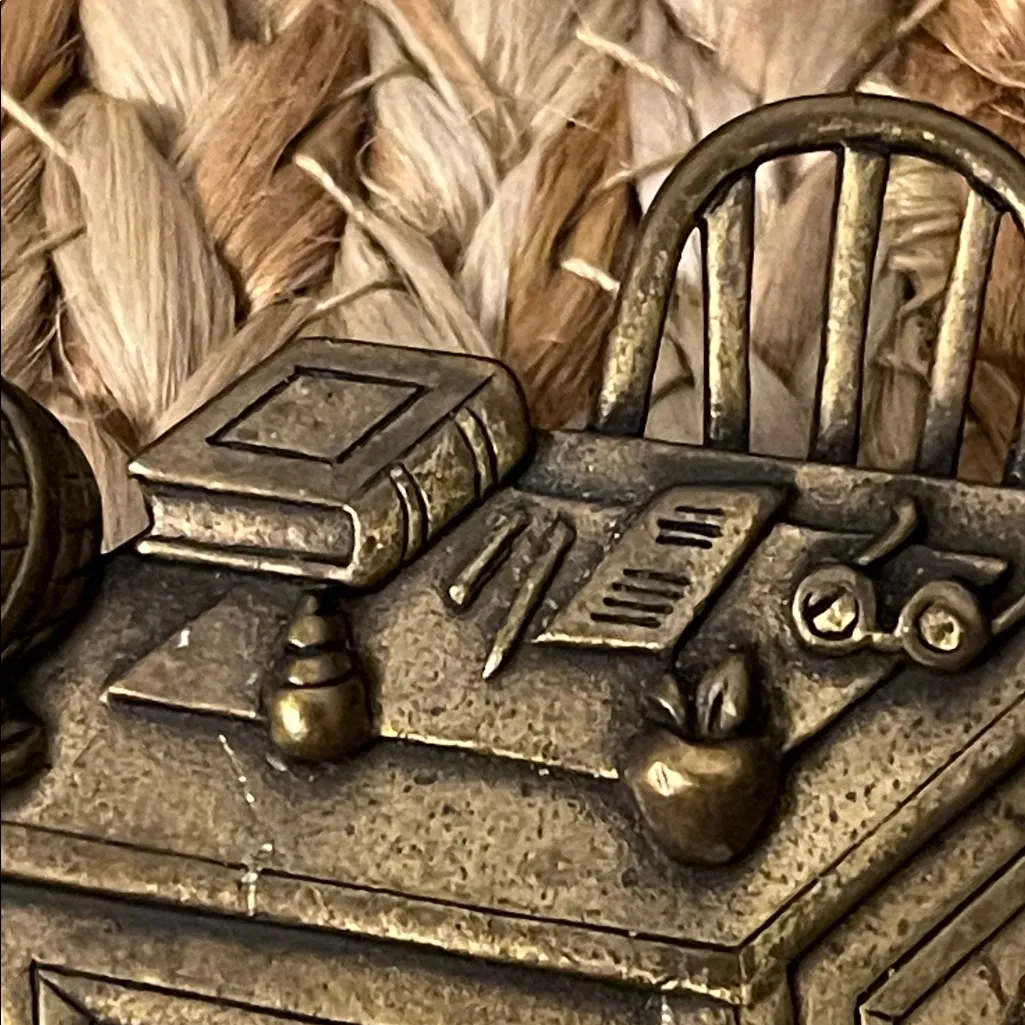 Vintage JJ Bronze Desk Brooch Brown - Image 4