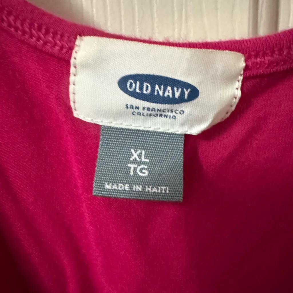 Old Navy Women's Magenta Tank Top - Image 2