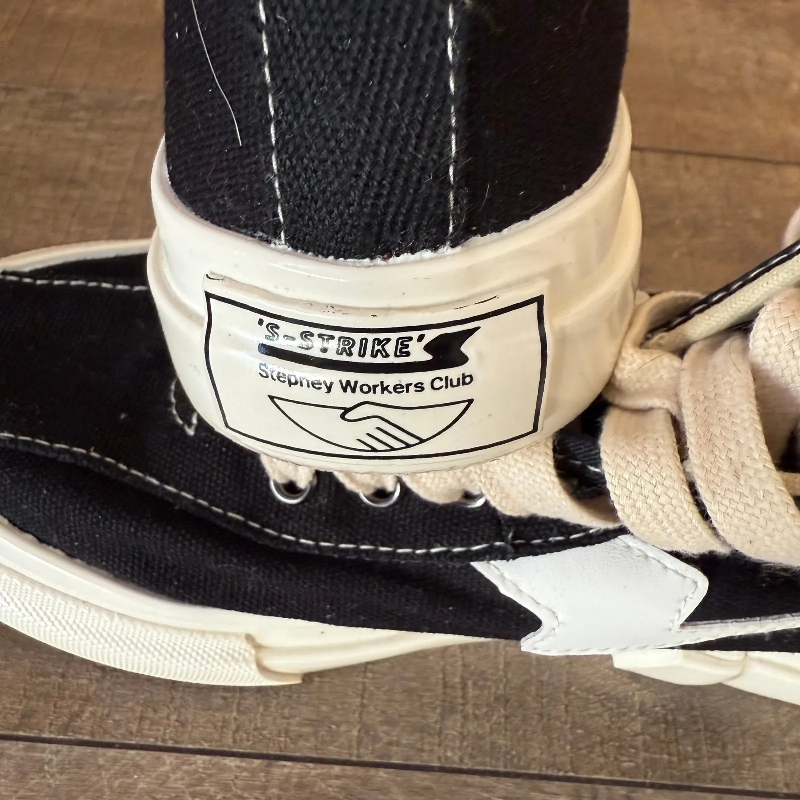 Stepney‎ Workers Club Hi - Image 10