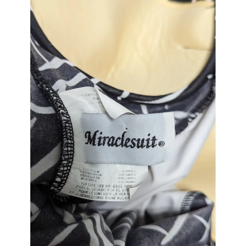 Miraclesuit Escape One Piece Swimsuit Hard To Be Leaf Palm Tropical Black White - Image 4