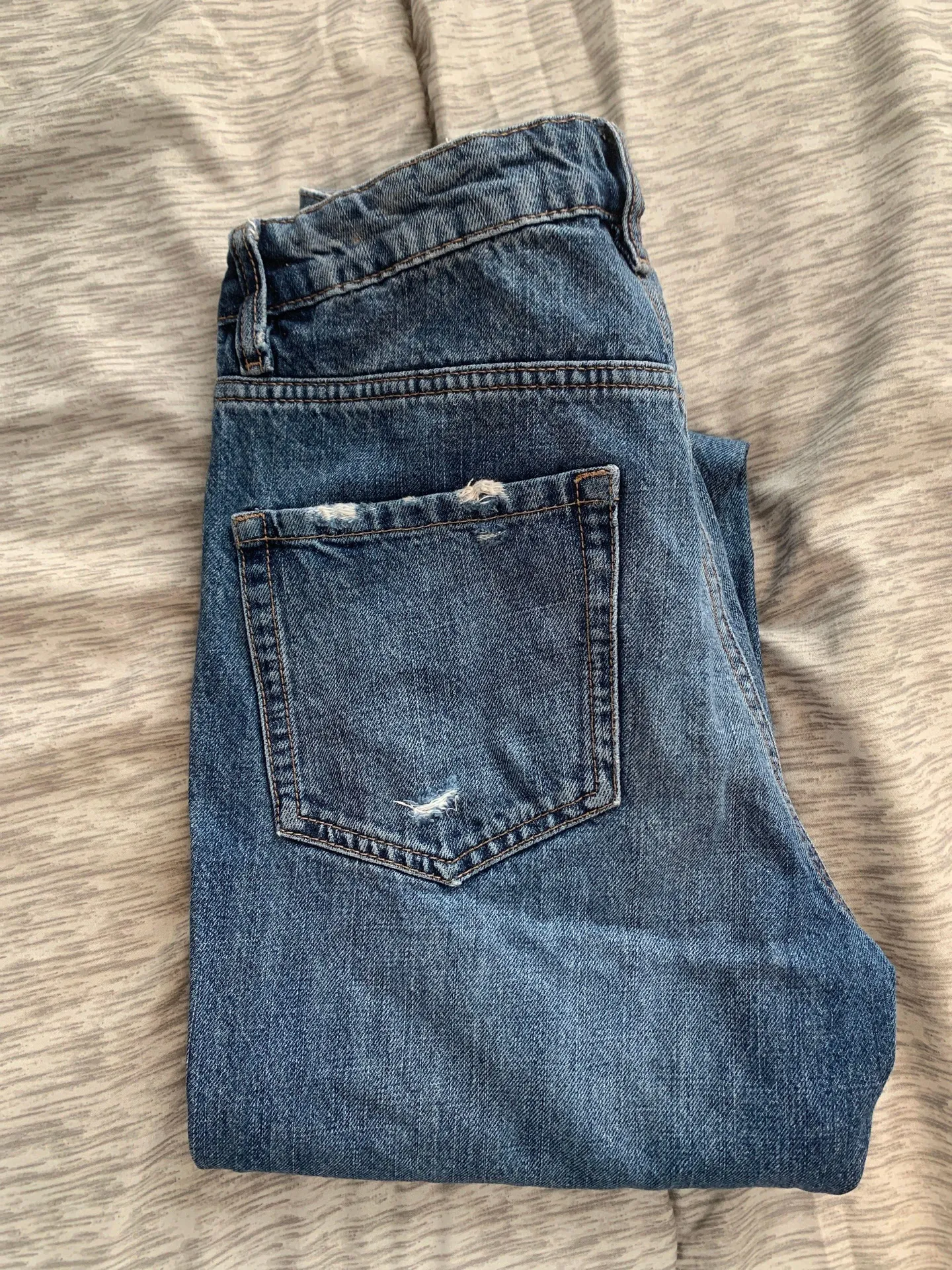 Garage Mom / Boyfriend Jeans - Image 2