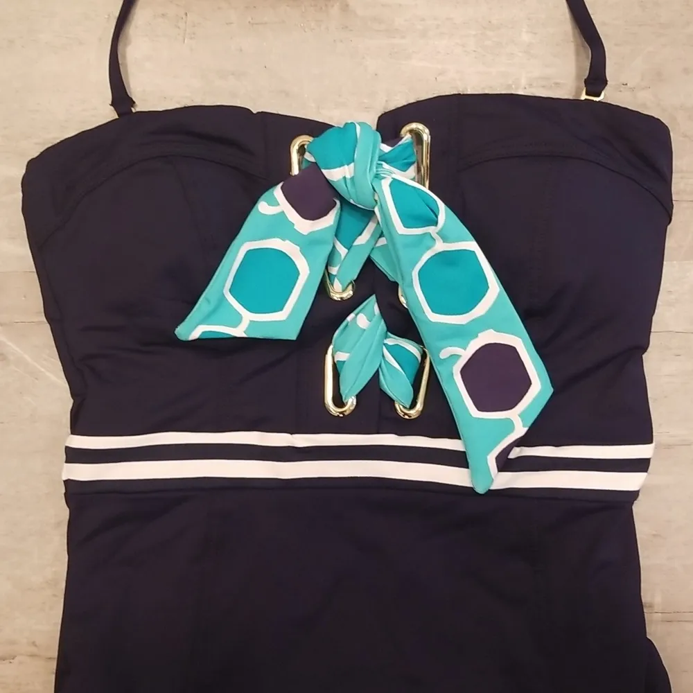 💕TRINA TURK💕 Made in the Shade Bandeau One-Piece Swimsuit Lace Up 0 NWT - Image 9