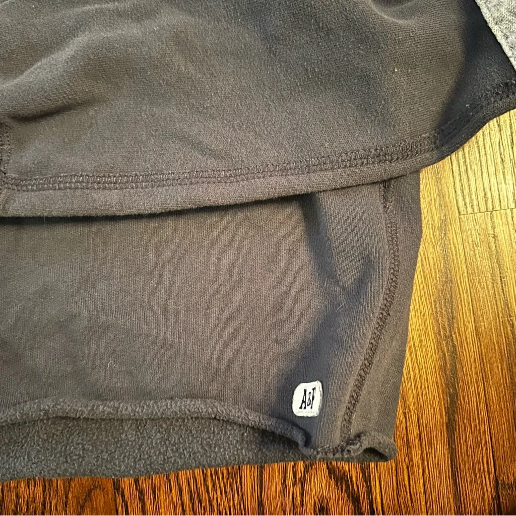 Abercrombie & Fitch Garment Dye Cutoff Hoodie - Image 3