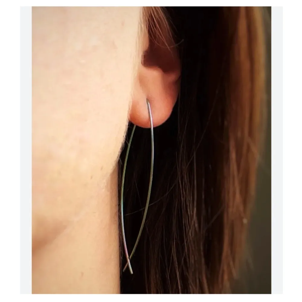 Minimalist Silver Pull - Image 5