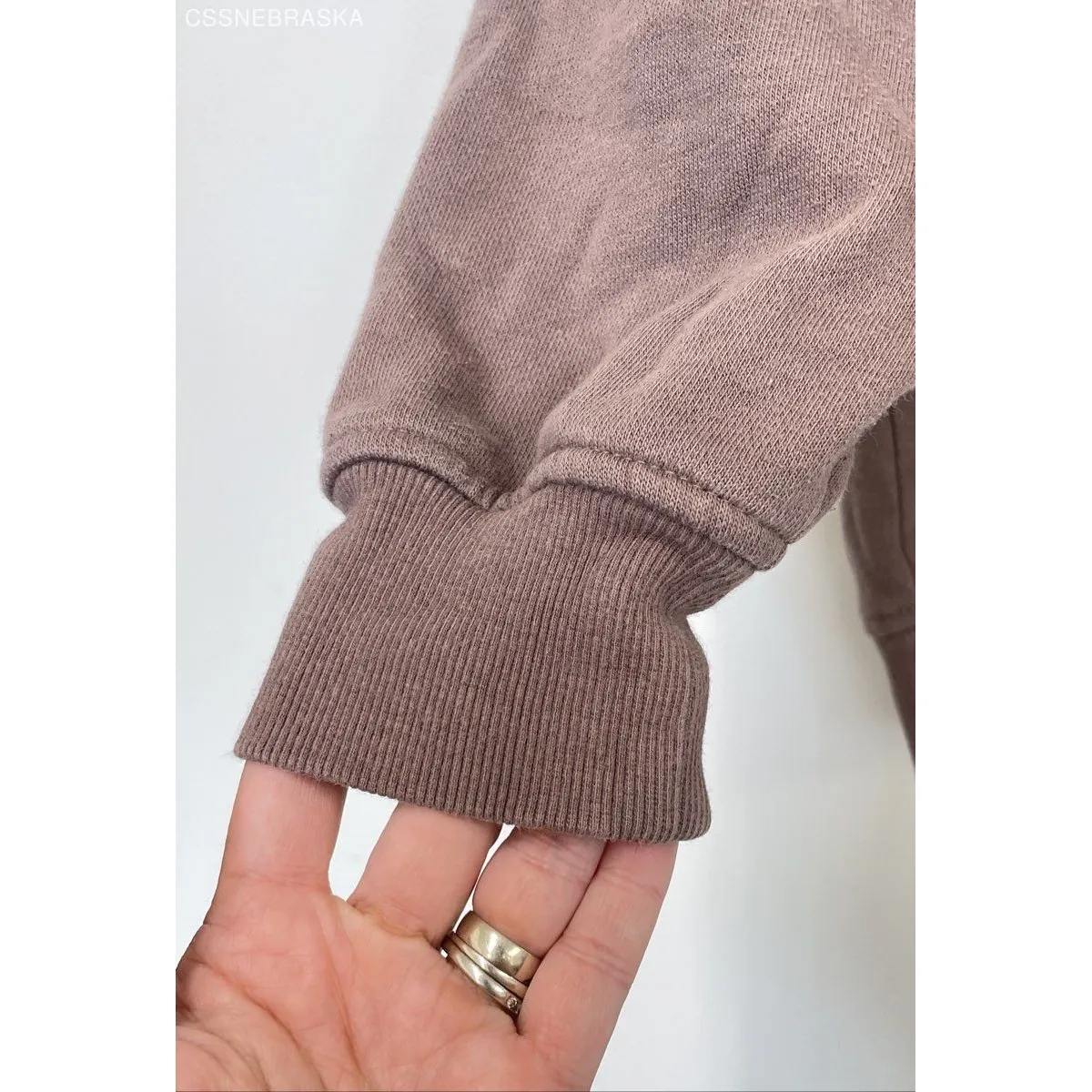 Cabela's Dusty Pink‎ Pullover Sweatshirt Women's Embroidered Logo - Size M - Image 3