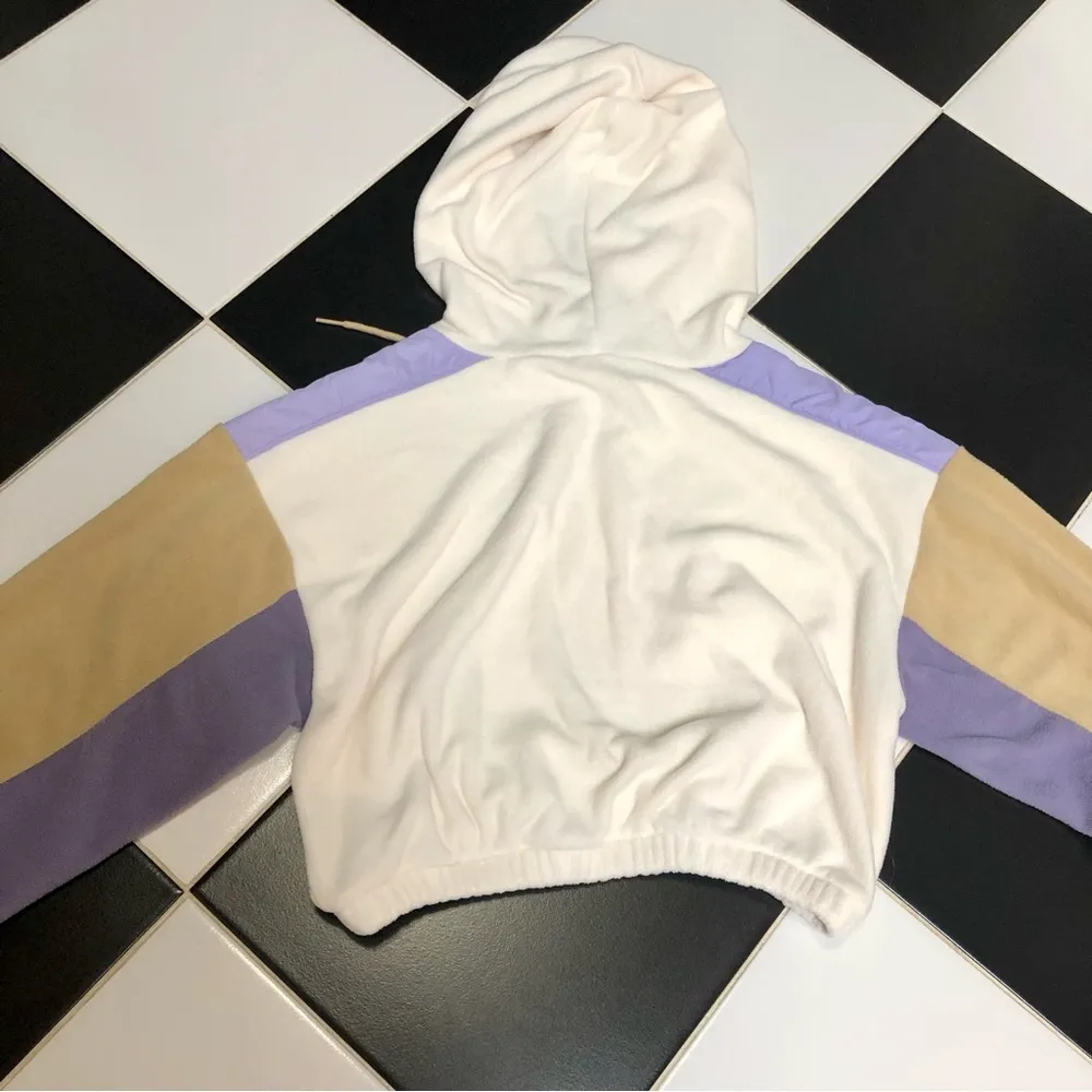 NWT Forever 21 Color Block Cropped Hoodie Sweatshirt Cream Tan Lavender Neutrals - Image 8