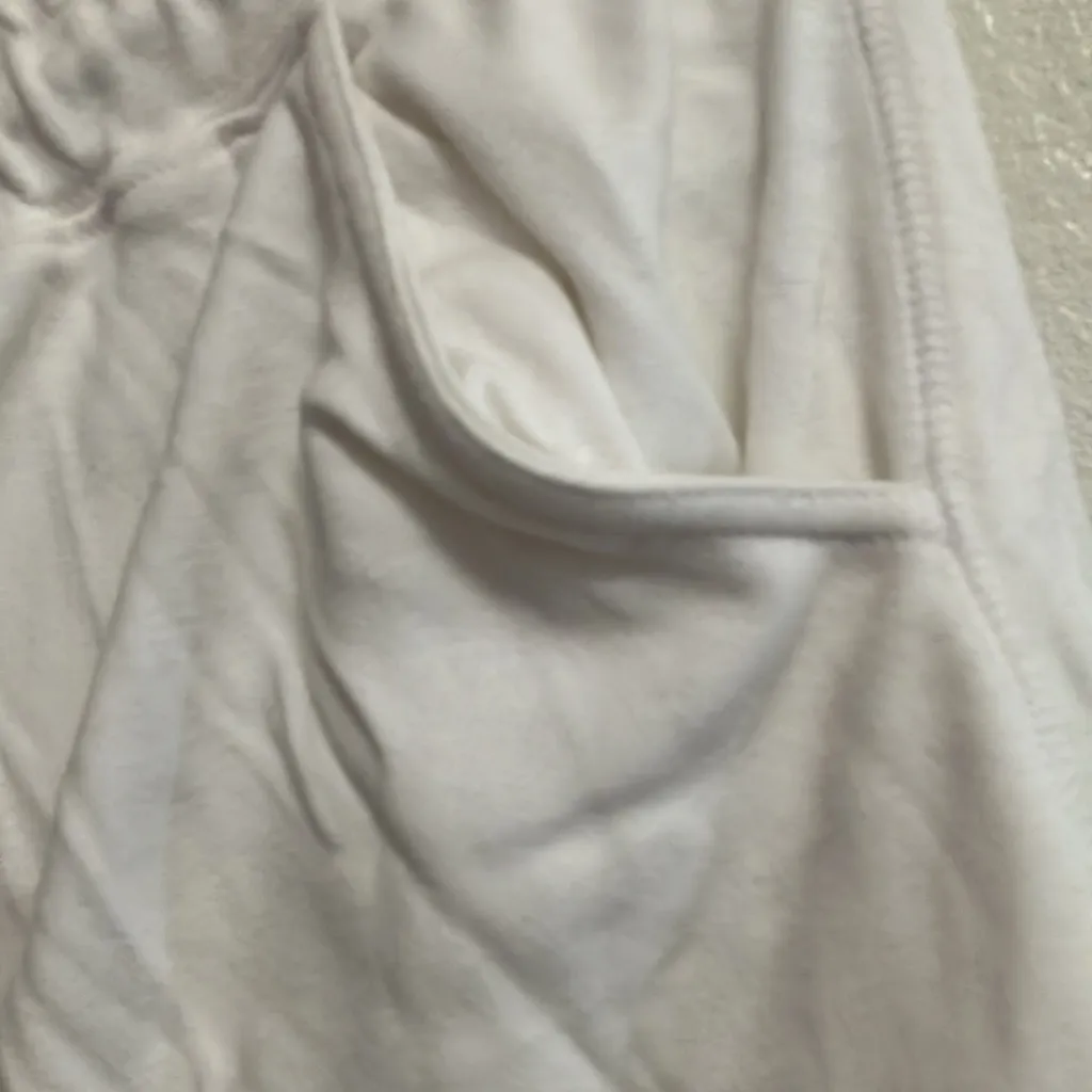 FINAL MARKDOWN Bobbie brooks shorts large White - Image 2