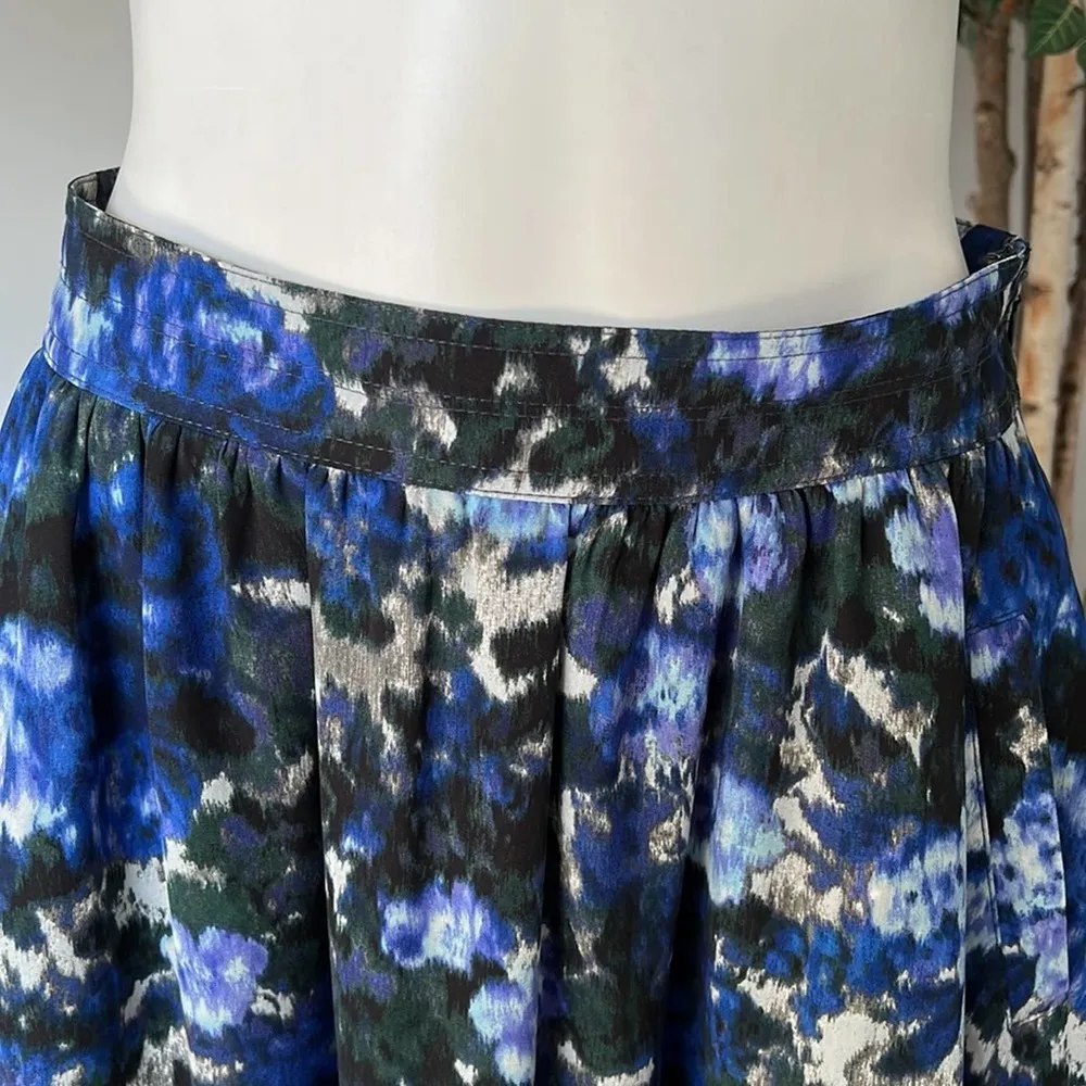 Adrianna Papell Blue Floral Pleated Skirt - Image 3