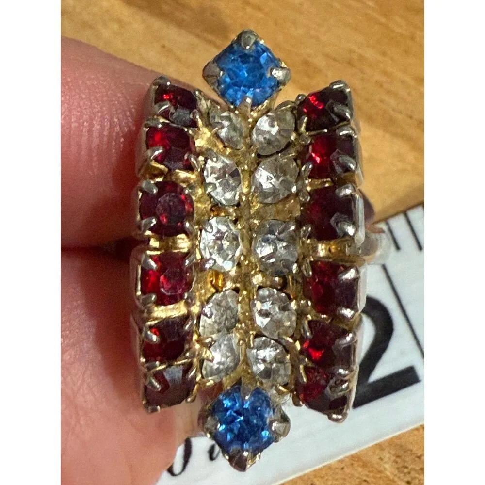 USA Jewelry Bundle: Fourth of July Vintage Fashion Ring, Earrings & Flag Pin Red - Image 4