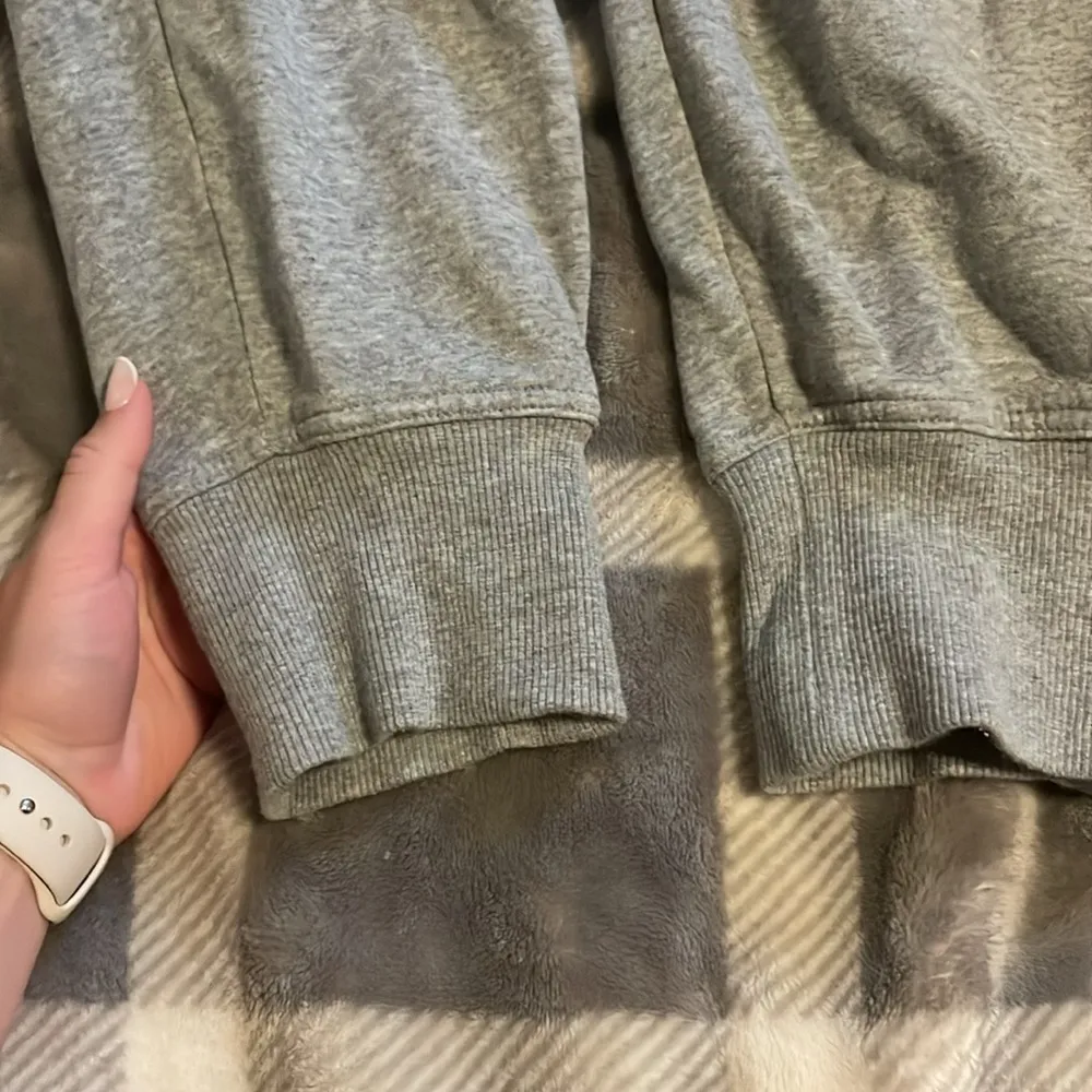 Grey sweatpants - Image 4