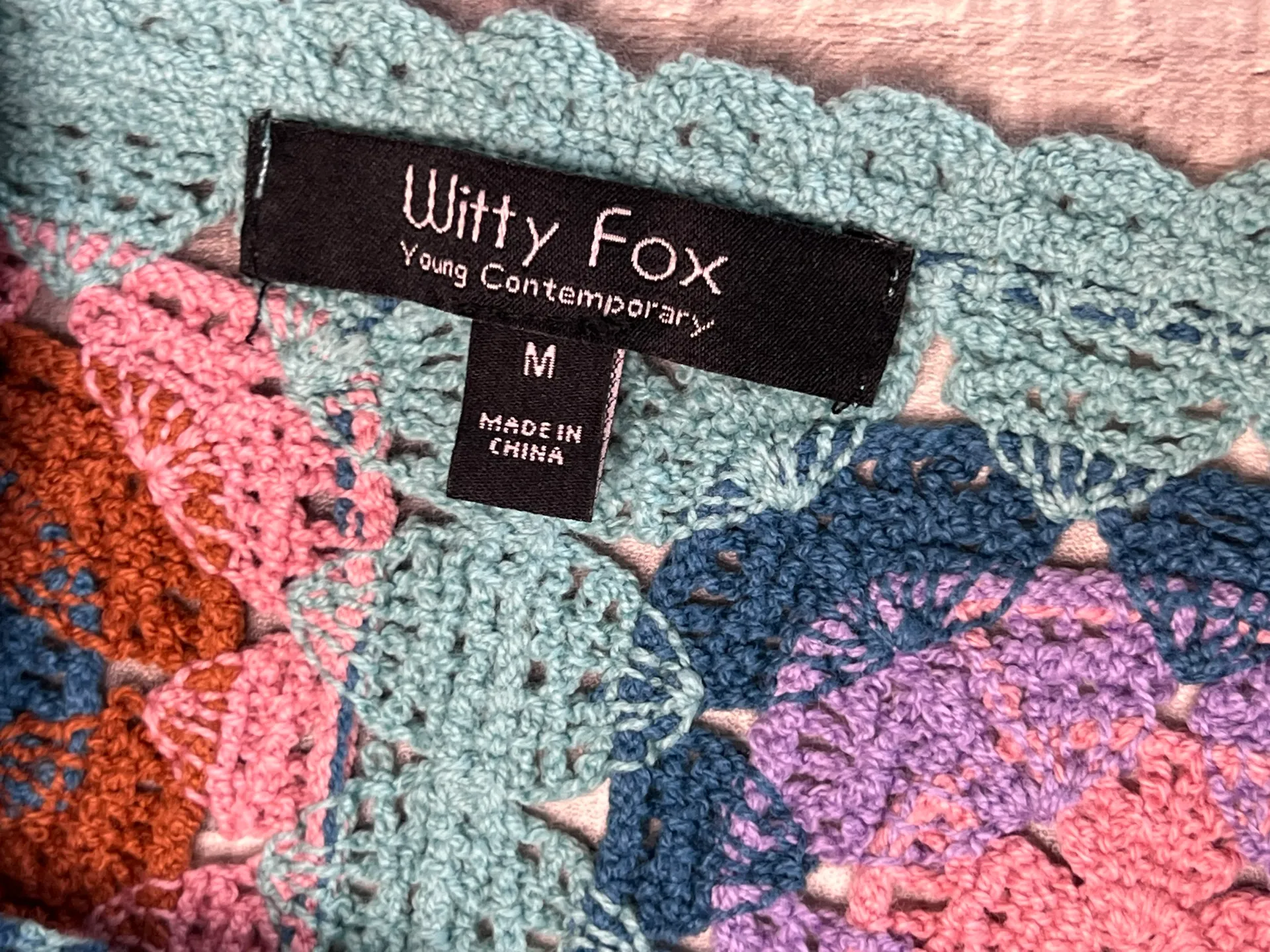 Bohemian Granny Squares Crocheted Crop Tank Top Green MEDIUM NWT - Image 4