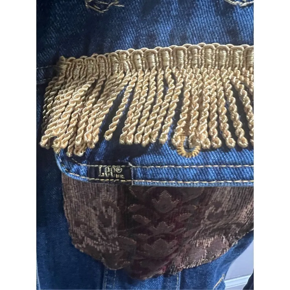 Vtg Embellished Lee Outerwear Denim Jacket. Size small - Image 9