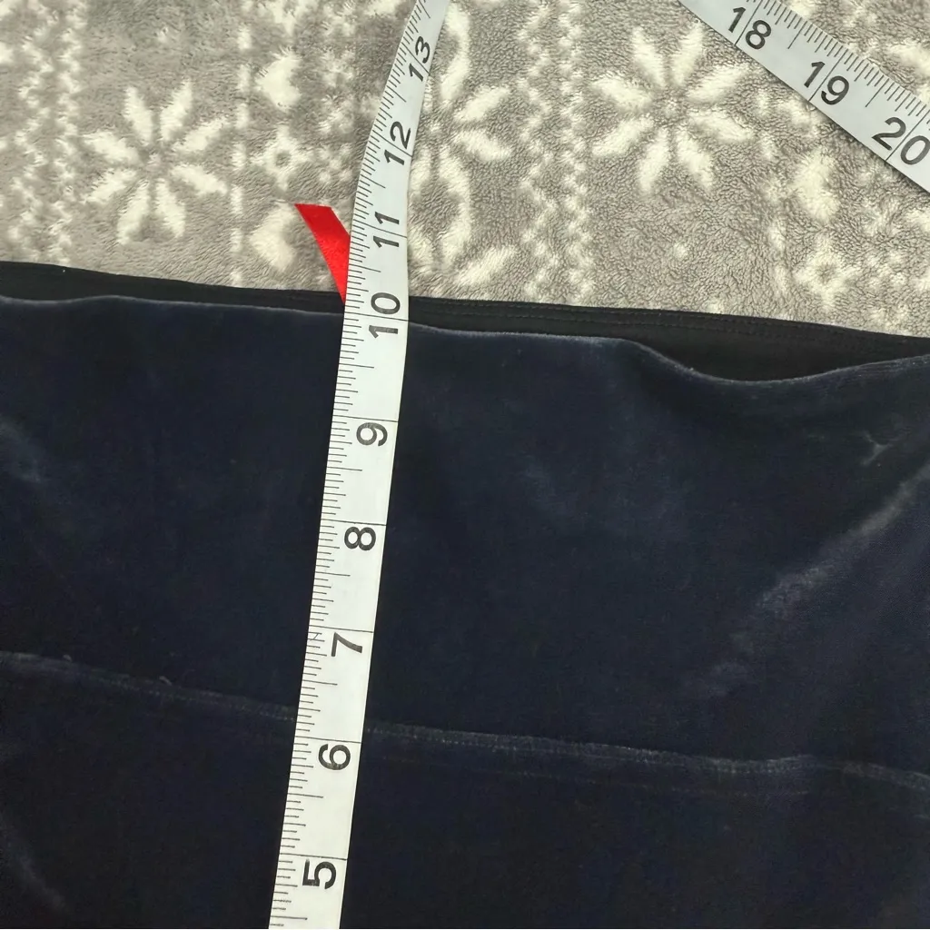 Spanx Navy‎ Velvet Legging Size Small - Image 9