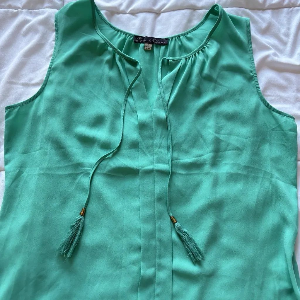 Rose & Olive Womens Size Medium Green Tank Top Blouse Officechic Corpcore City - Image 2