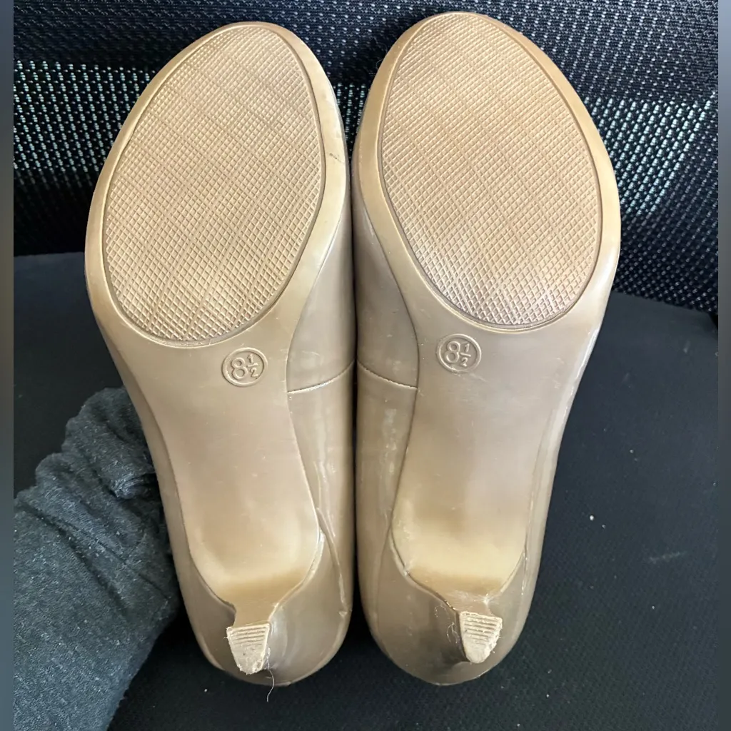 Merona Womens Pumps Nude Beige 3.5 inch Heel Dress Shoes size 8.5 Business - Image 6