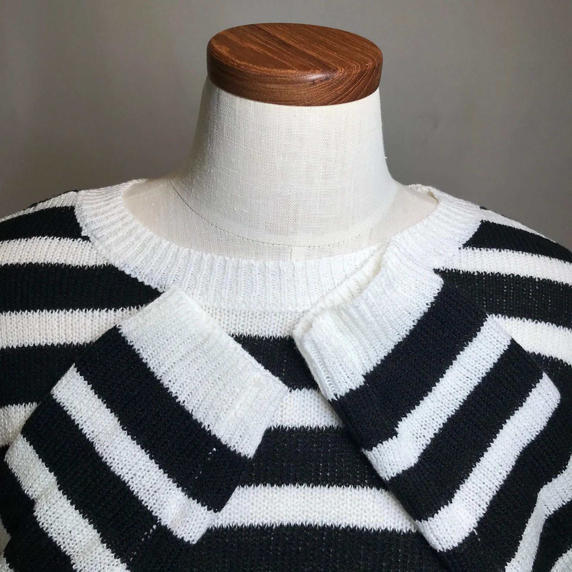 Heritage Stripe Knit Crop Sweater - Image 6