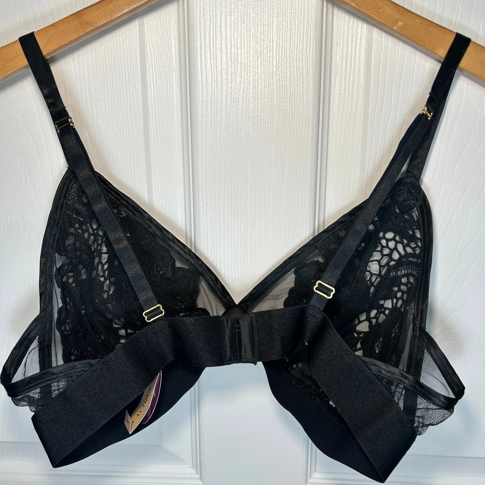 NWT Cacique Seriously Sexy Black Lace Sheer Plunge Bra Size 20 Wire-Free Unlined - Image 2