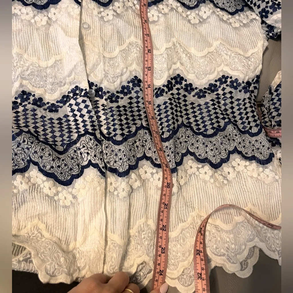 Chantilly lace blouse large White - Image 3