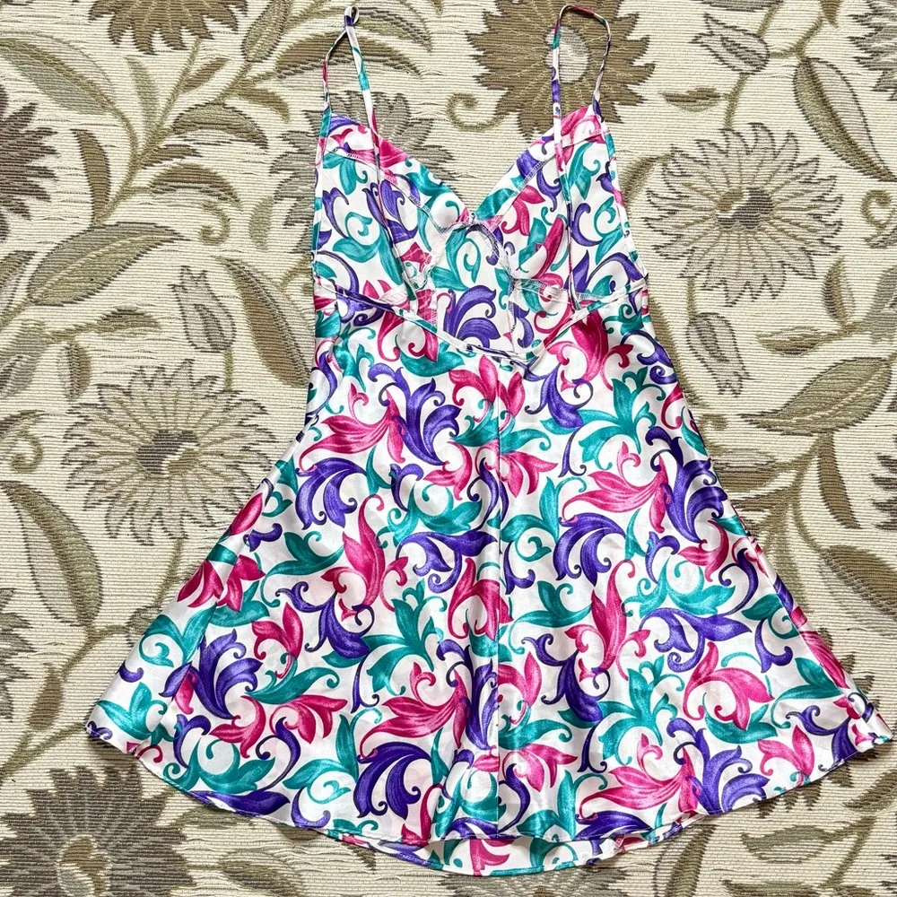 80’s 90’s Vintage Nightgown Chemise Nightie Slip Dress Floral Satin USA S Small Purple - Image 2