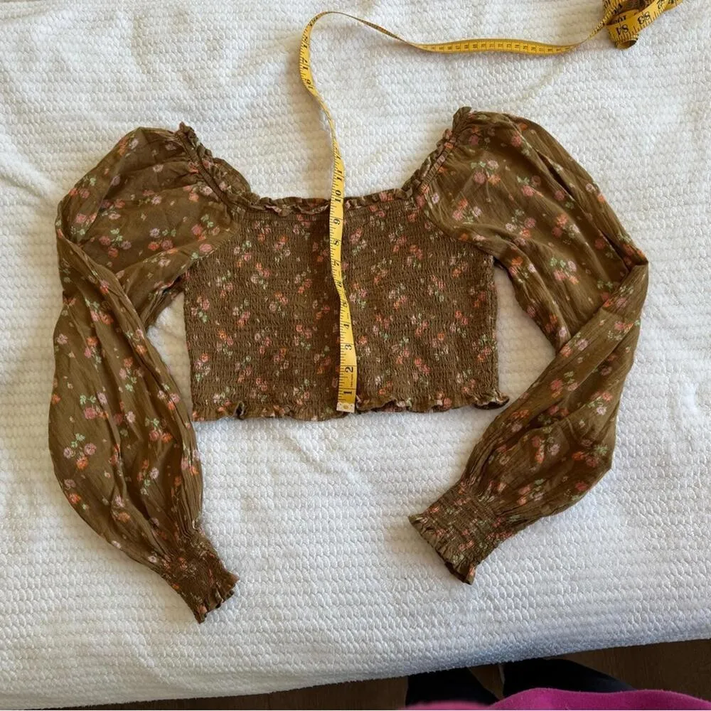 Aerie Olive Floral Puff Sleeve Crop Top - Image 6