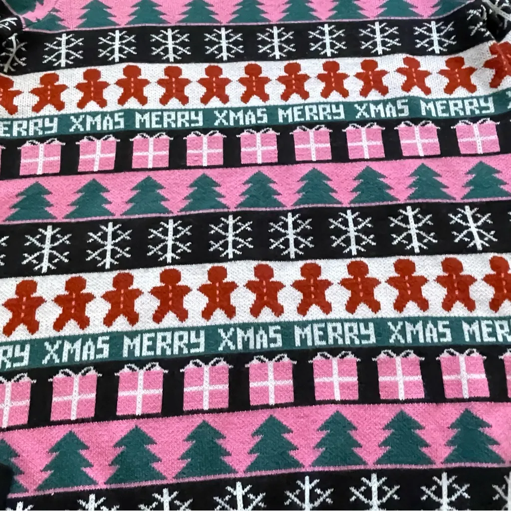 Rue21 Women’s Y2K Christmas Sweater size Medium Flare Sleeves Merry XMas Knit‎ - Image 5