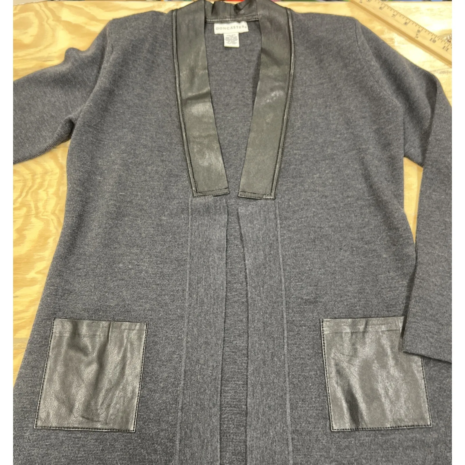Doncaster Women’s Wool Open Front Cardigan Gray Size Medium Capsule Chic - Image 6