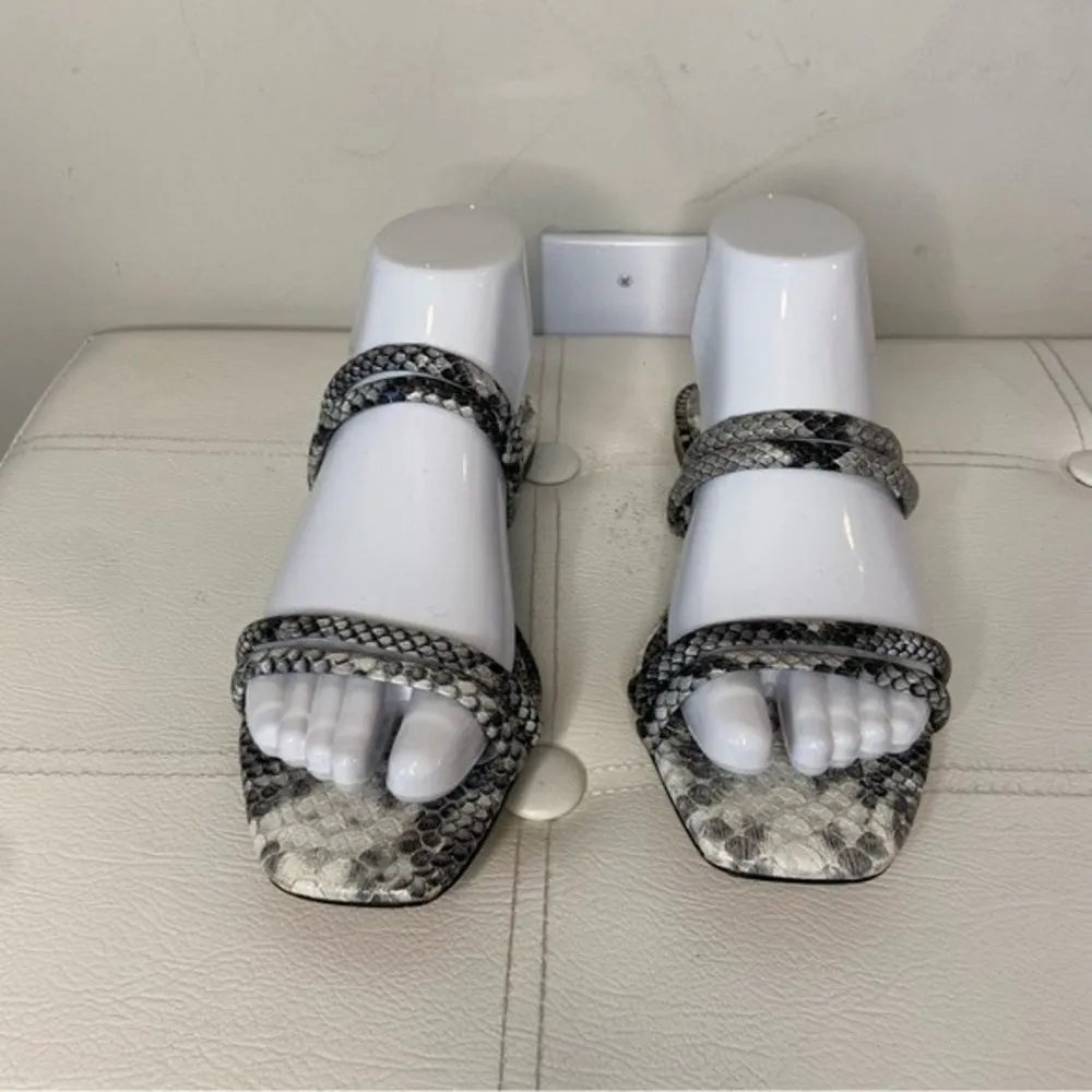 Express Gray White Snake Print Square Toe Sandals Size 7 - Image 2