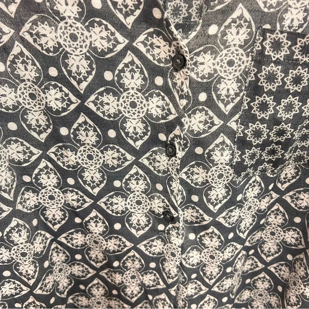 Grey Blouse Hi Low Hem with front pocket size medium - Image 4