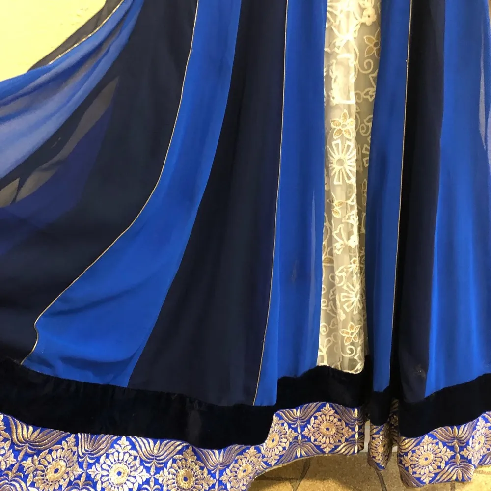 Pearls and Beads Indian/Pakistaní Dress and Shawl L Size L - Image 6