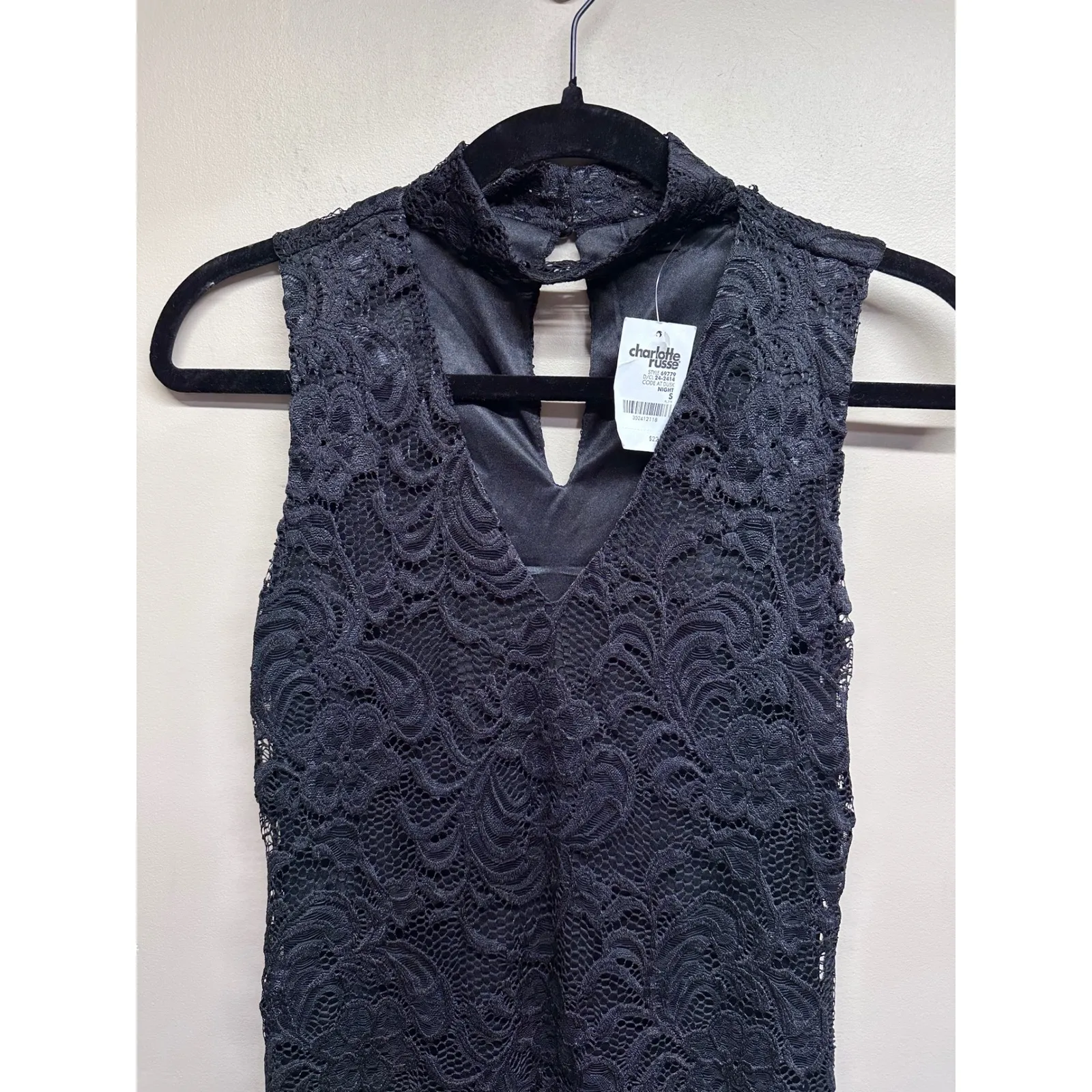 Ambiance Black Lace Mock Neck Keyhole Sleeveless Mini Dress Size Small - Image 3