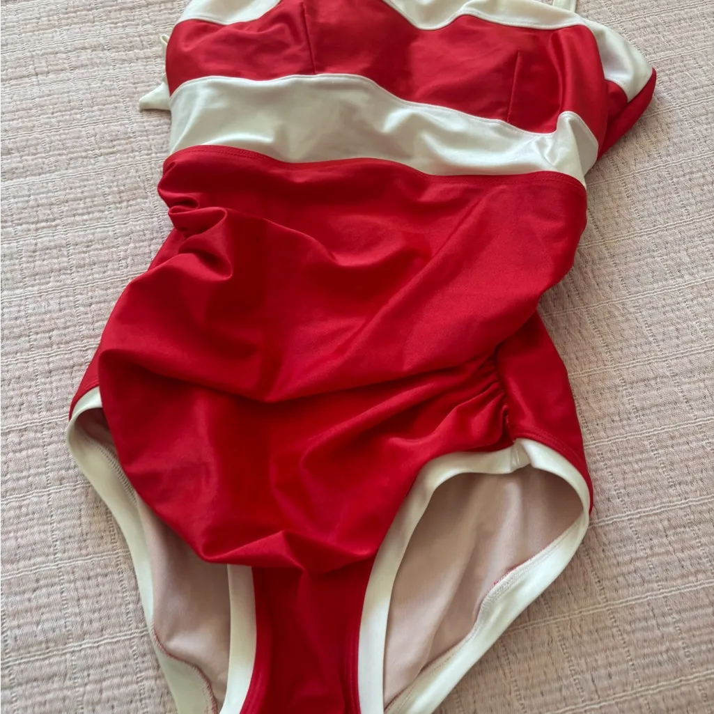 Albion Red and Cream Amalfi swim size Medium - Image 7